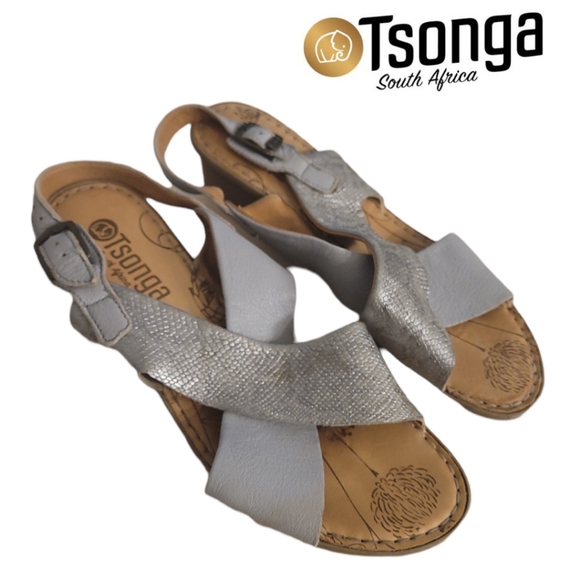 South African Tosnga Hand Made Leather Sandals - Picture 2 of 10